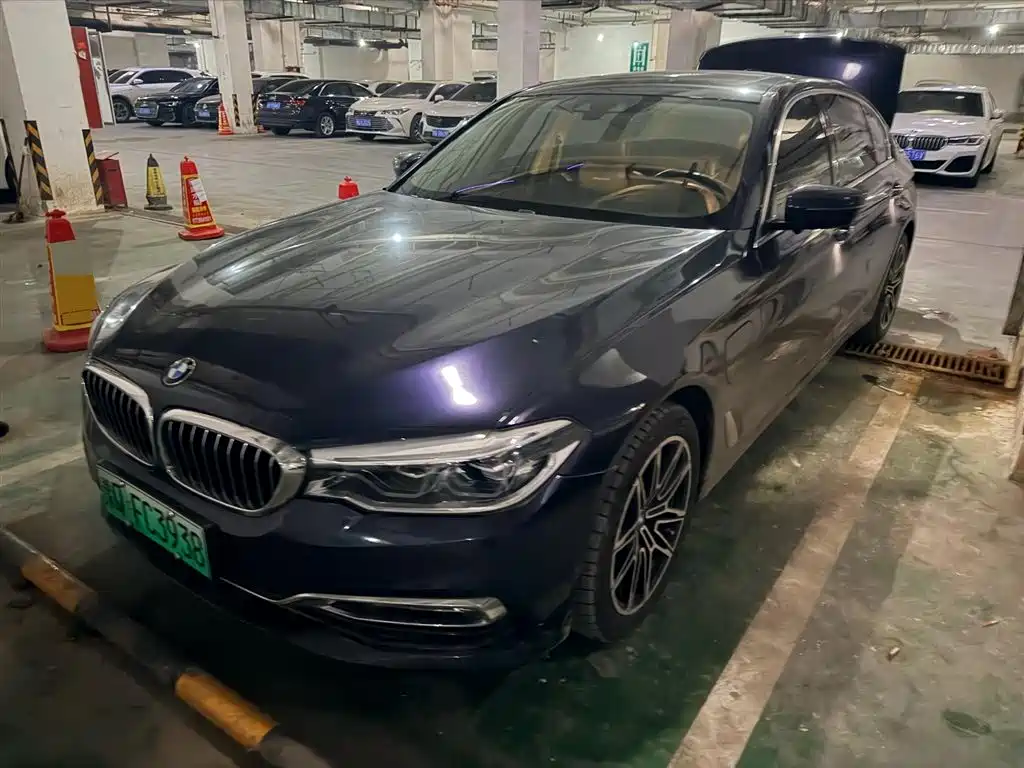 BMW 5 Series New Energy 2018 — фото 1