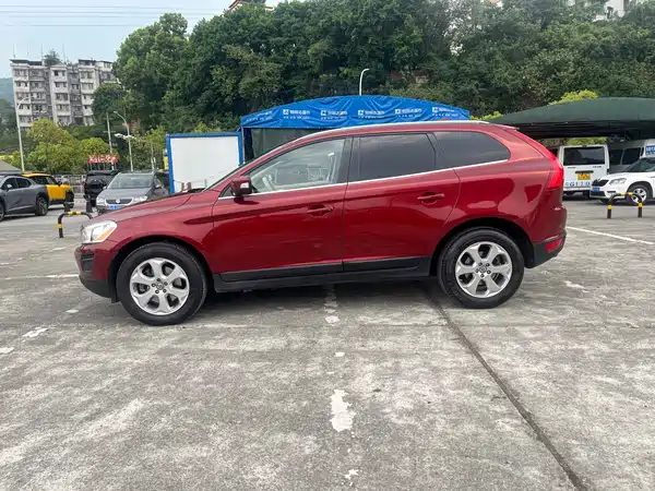 Volvo XC60 2012