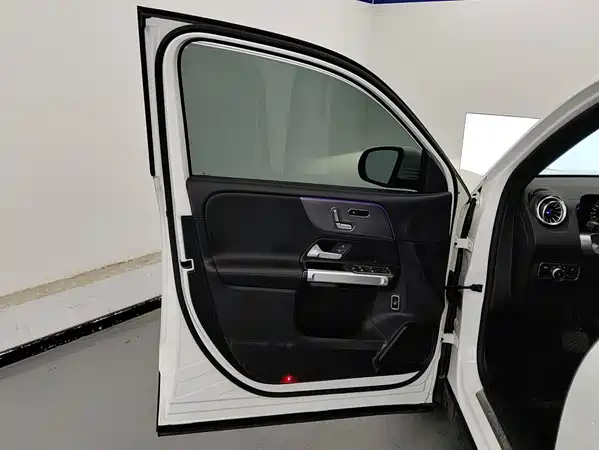 Mercedes-Benz GLB 2022
