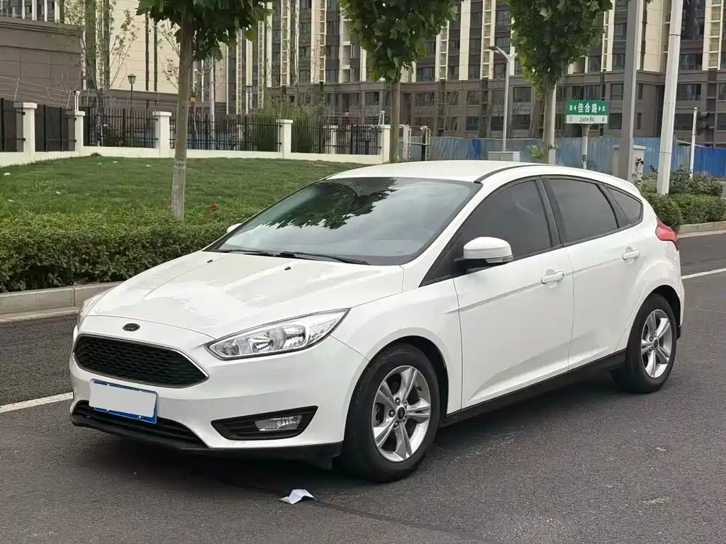 Ford Focus 2016 — фото 3