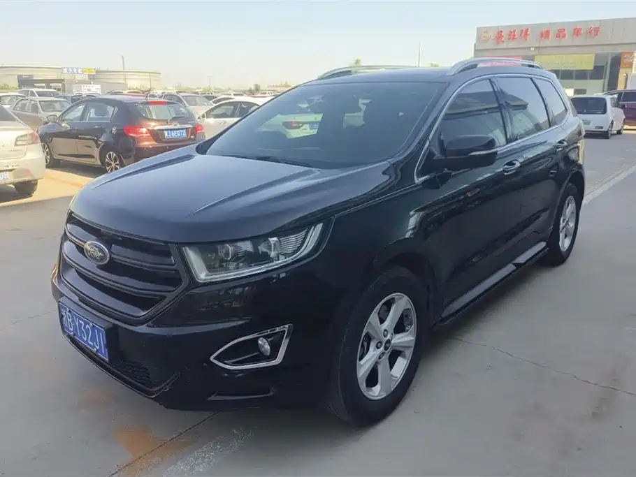 Ford Edge 2017 — фото 1
