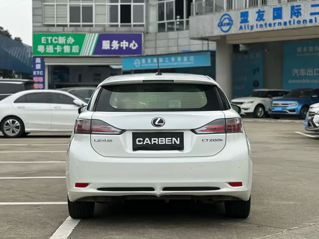 Lexus CT 2013