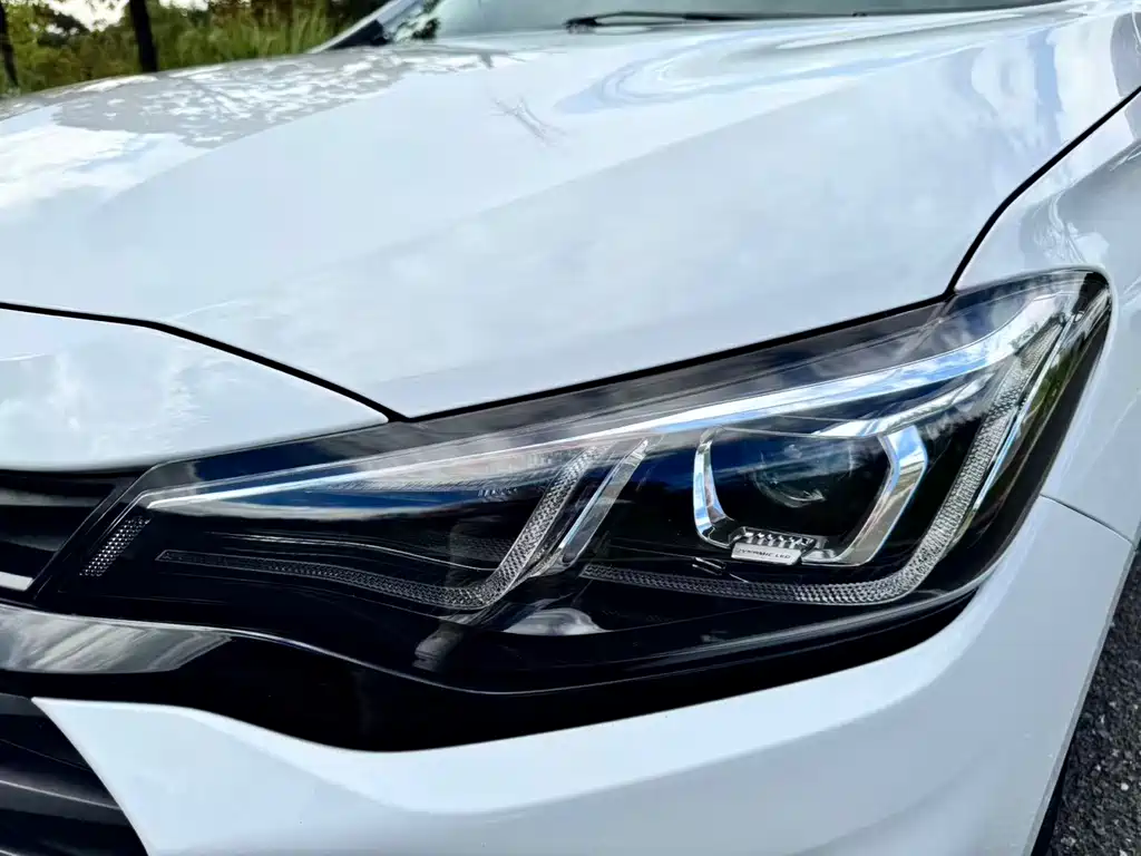 Chevrolet Monza 2020 — фото 10