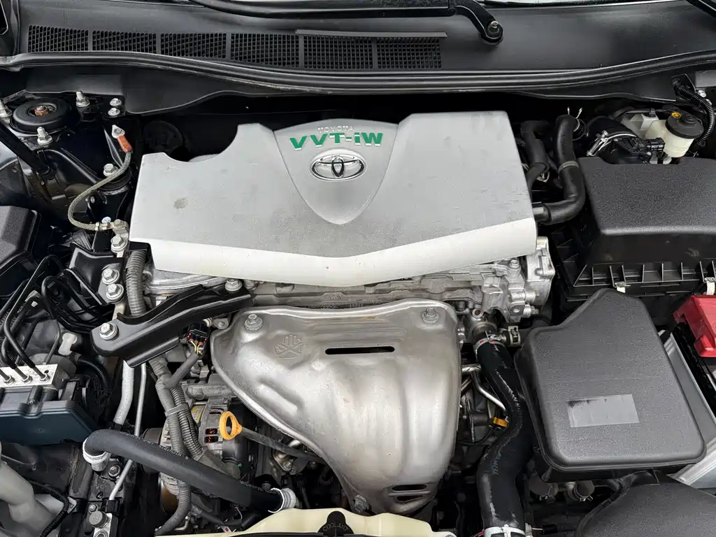 Toyota Camry 2015 — фото 23