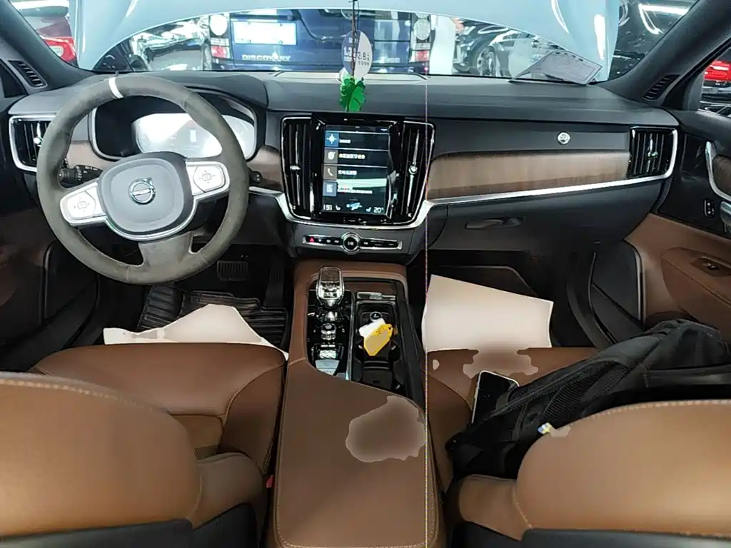Volvo V90 2021 — фото 10