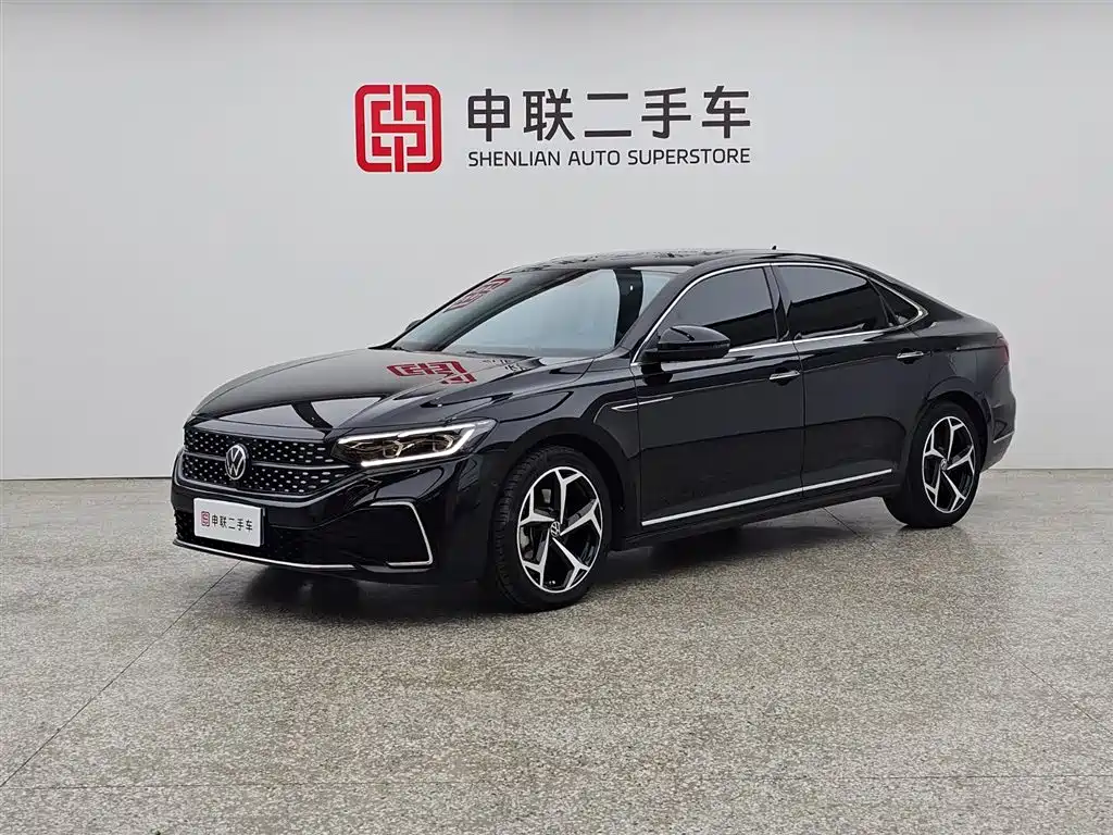 Volkswagen Passat 2023