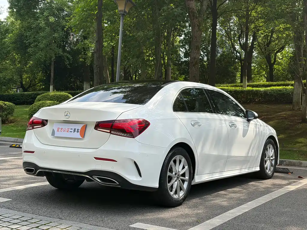 Mercedes-Benz A-Class 2022 — фото 18