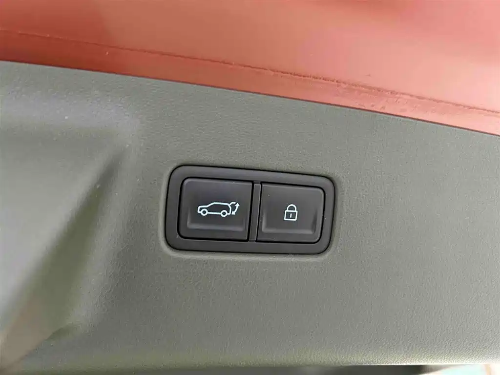 Hyundai Santa Fe 2024 — фото 19