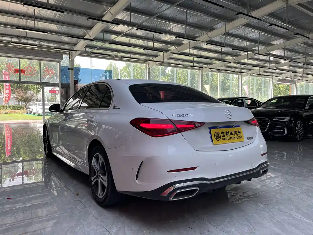 Mercedes-Benz C-Class 2022