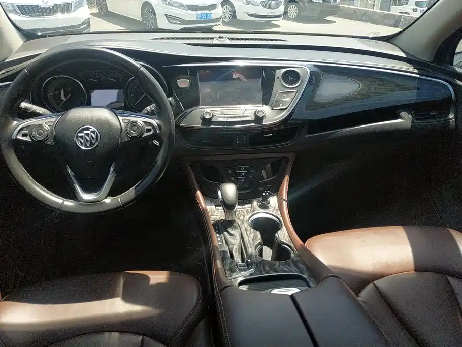 Buick Envision Plus 2018 — фото 12