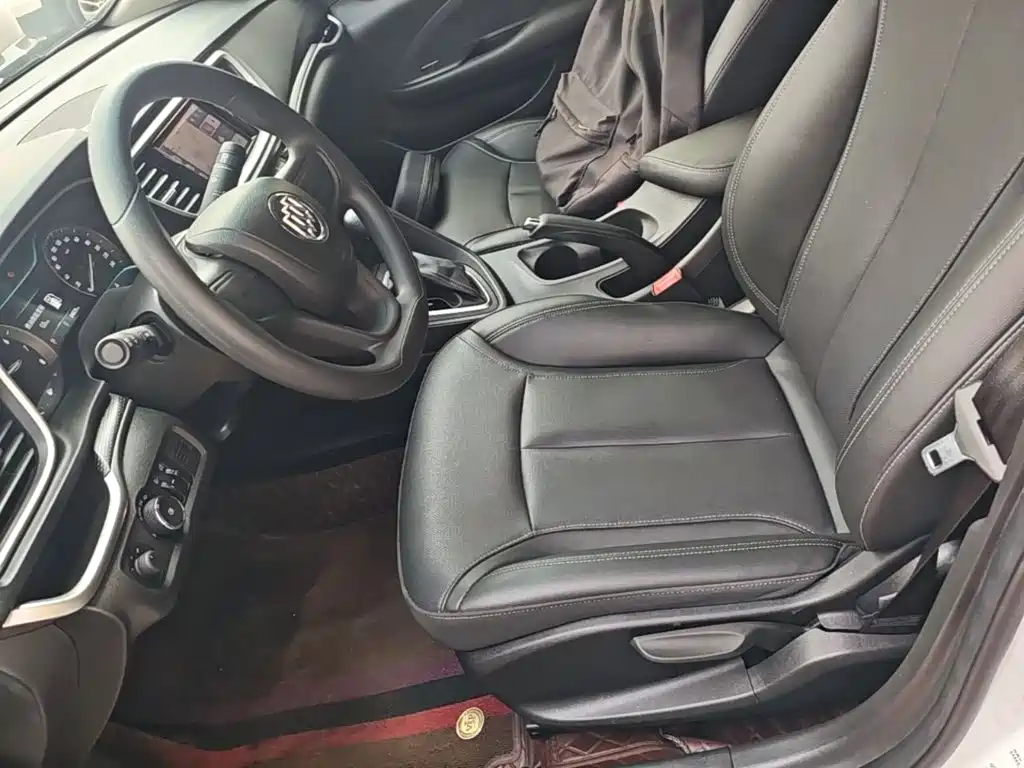 Buick Excelle GT 2020 — фото 15