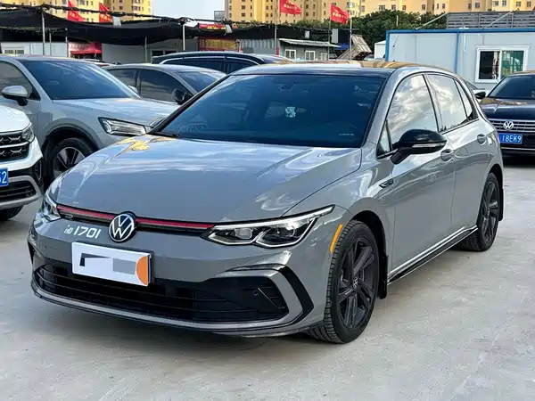 Volkswagen Golf 2023