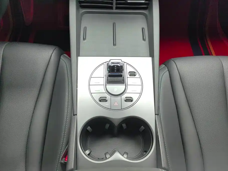 BYD Seal 06 2025 — фото 16