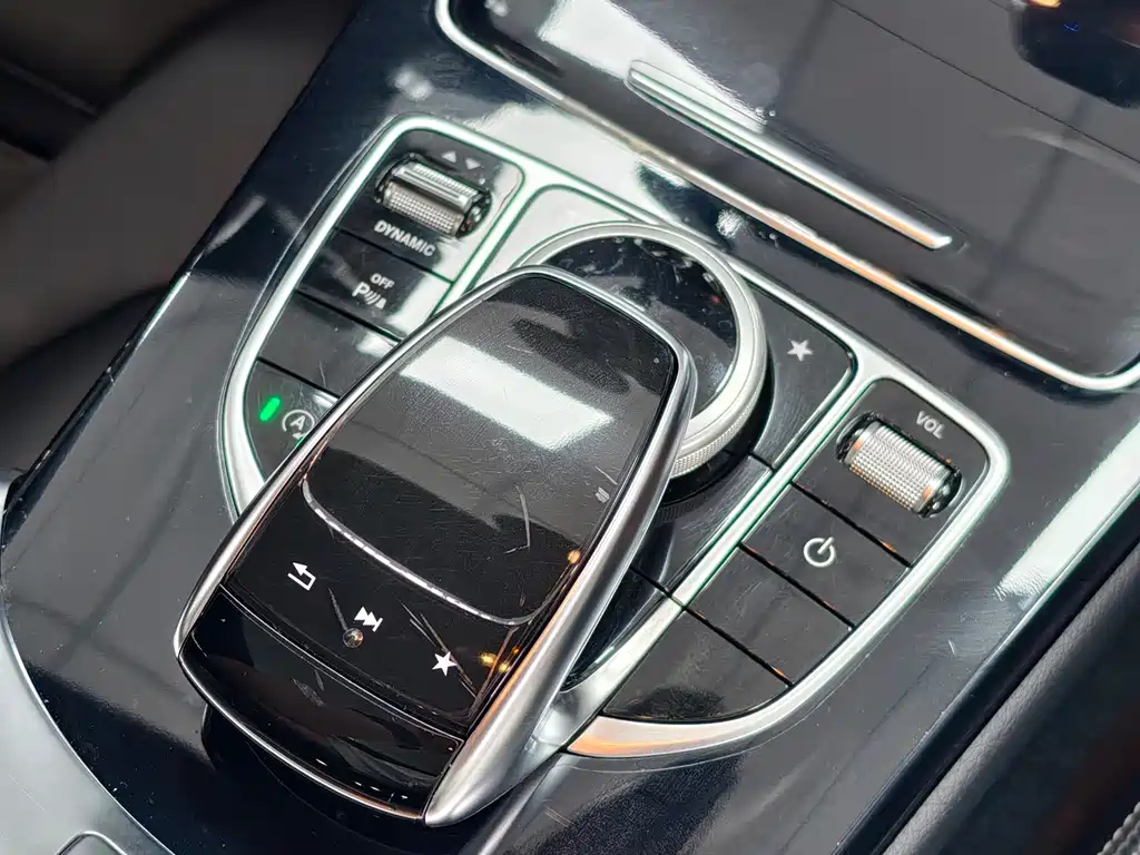 Mercedes-Benz C-Class 2017 — фото 10