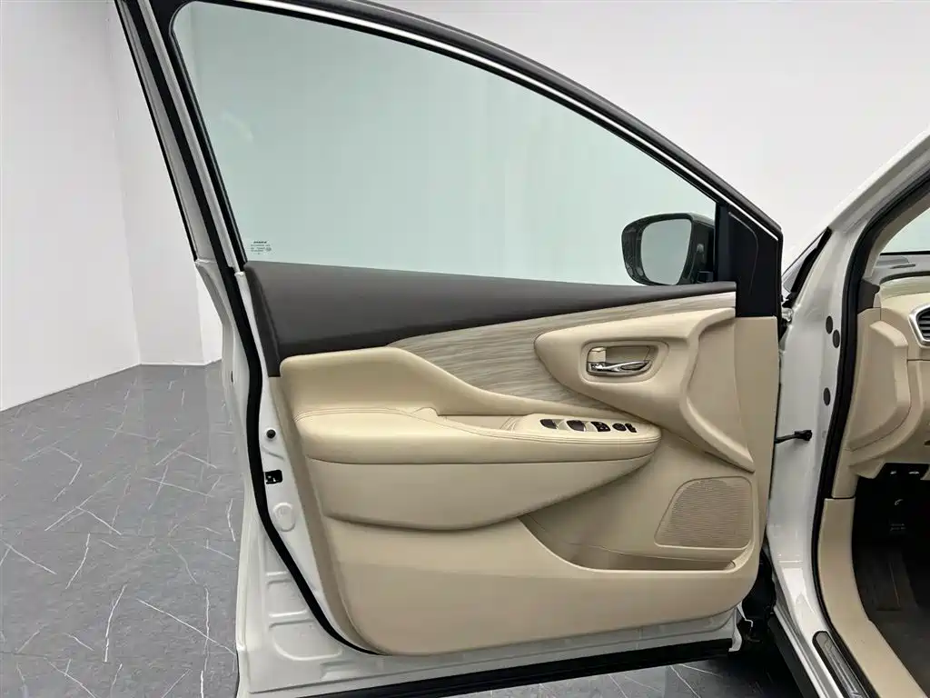 Nissan Murano 2019 — фото 13
