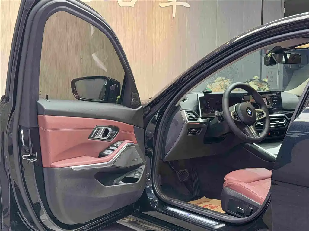 BMW 3 Series 2024