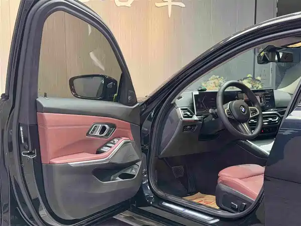 BMW 3 Series 2024