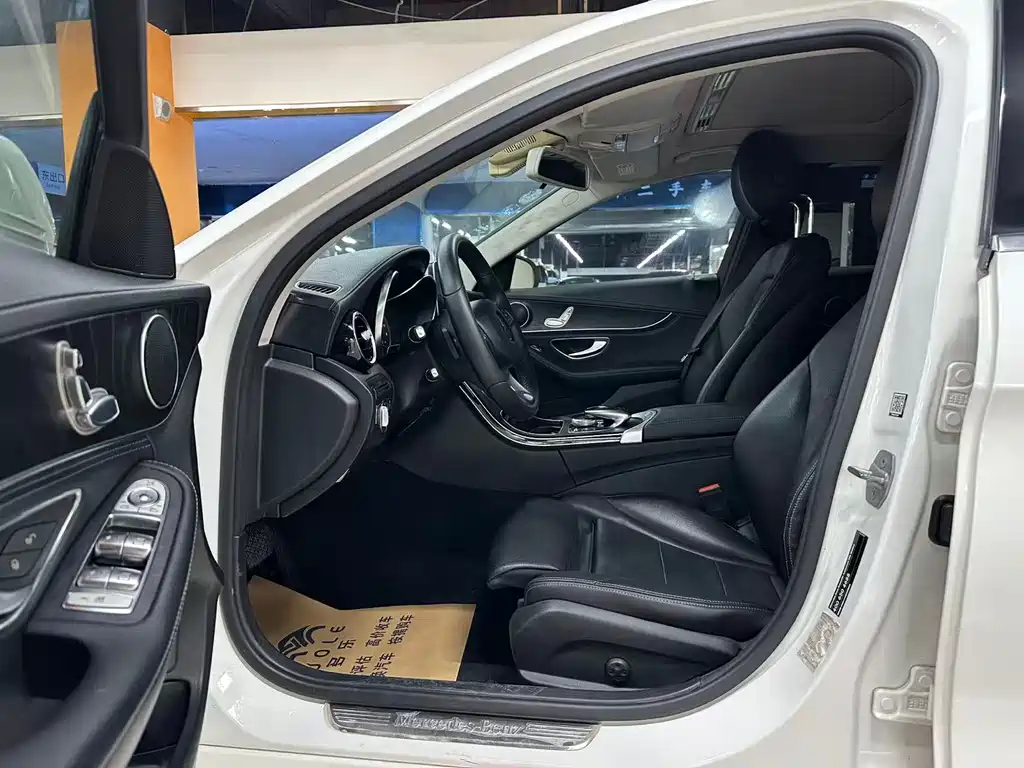 Mercedes-Benz C-Class 2017