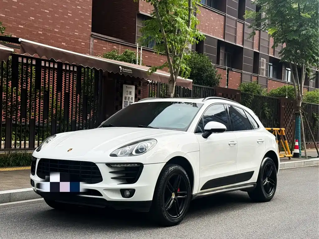 Porsche Macan 2015 — фото 1