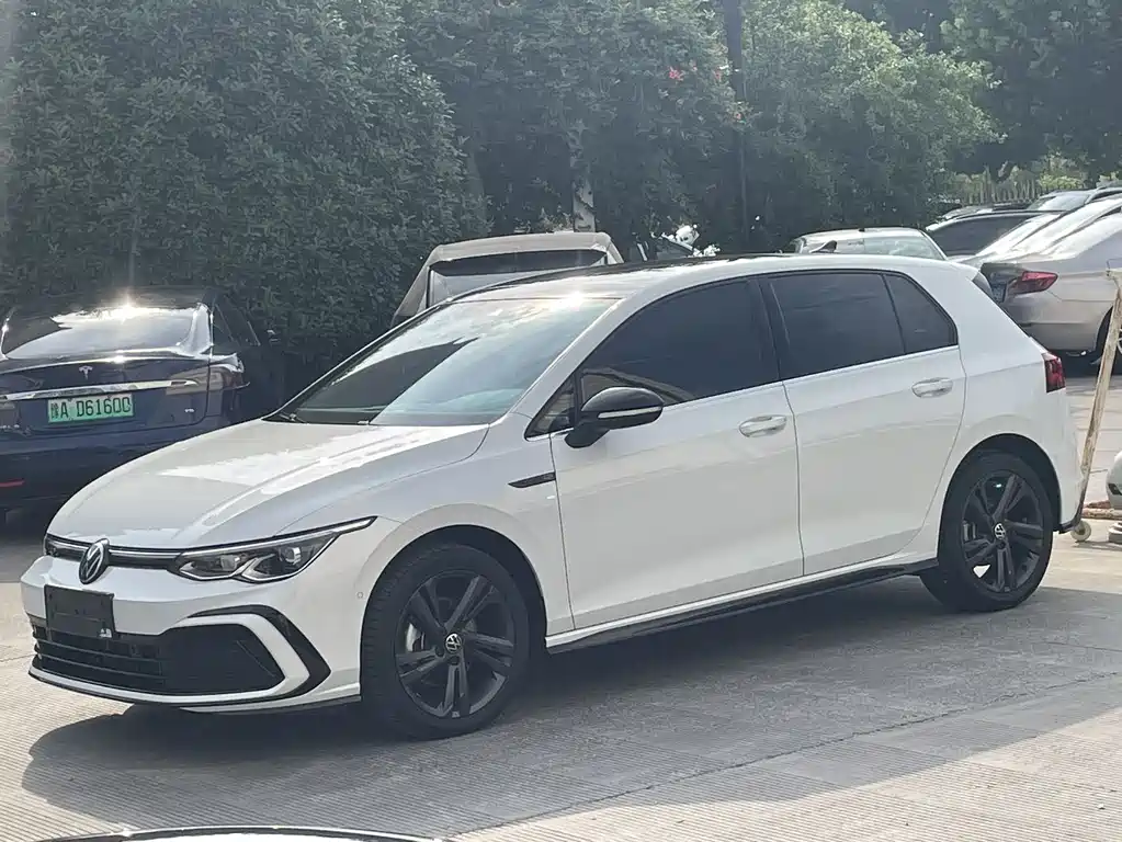 Volkswagen Golf 2022