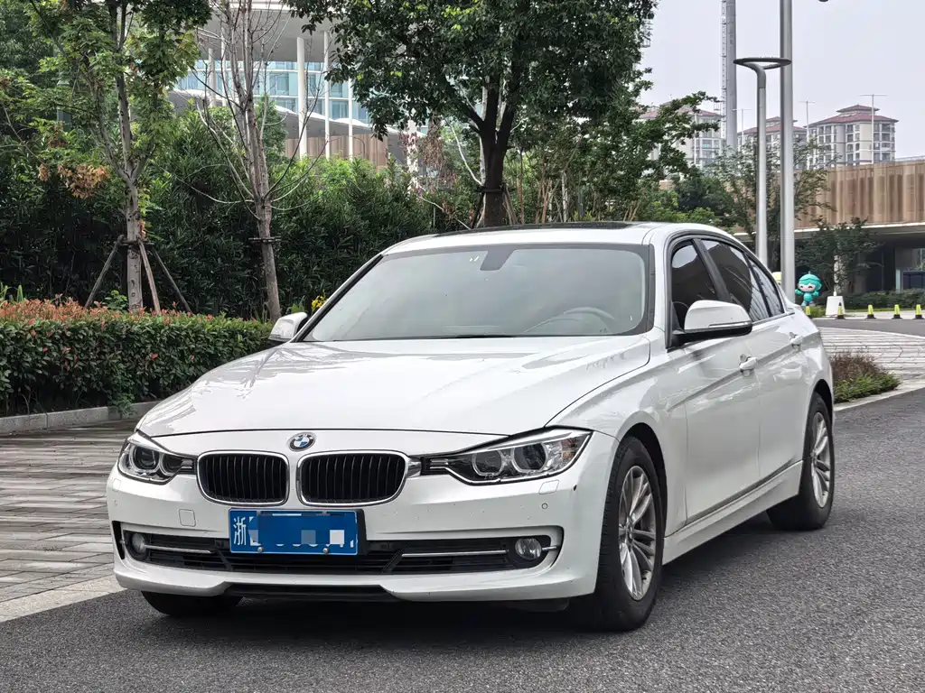 BMW 3 Series 2015