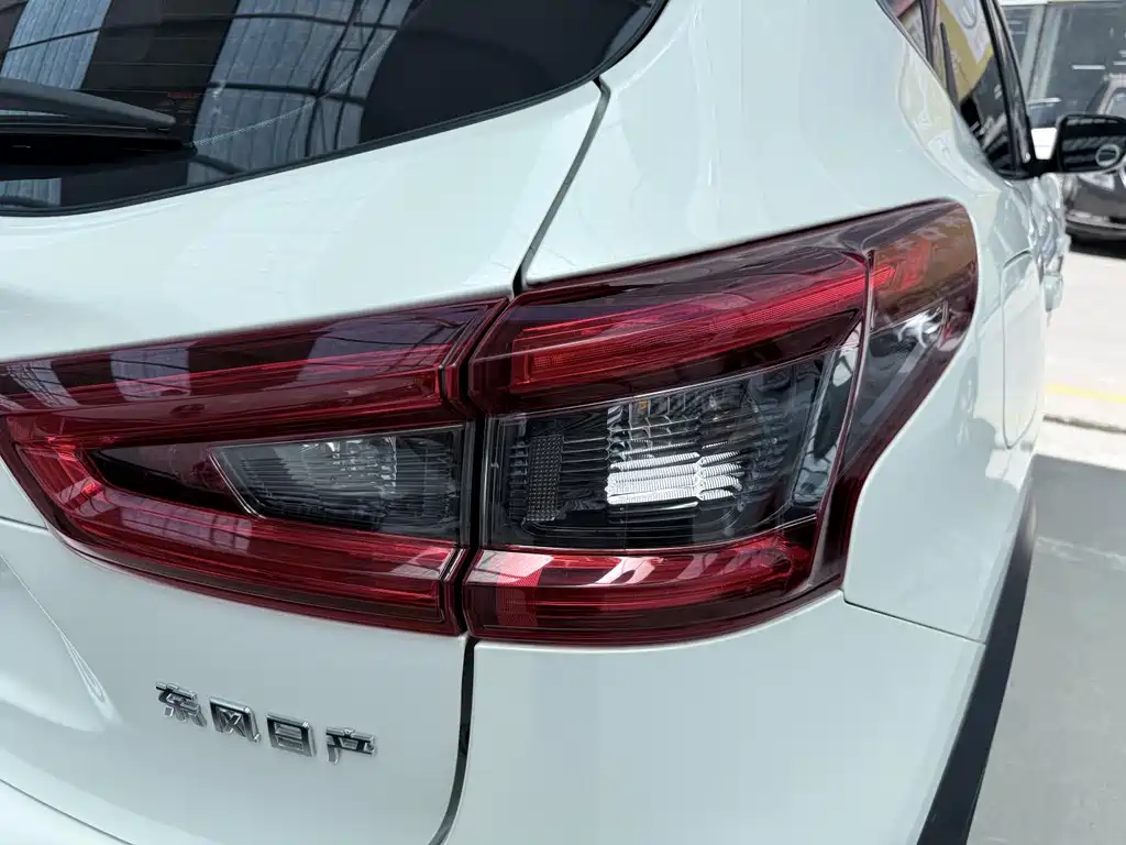 Nissan Qashqai 2021 — фото 17