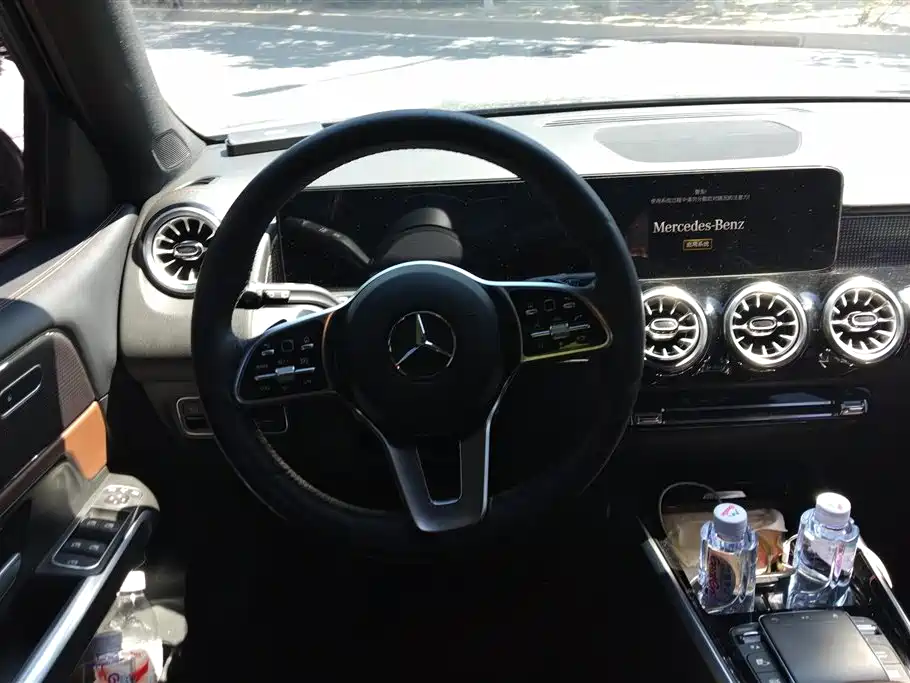 Mercedes-Benz GLB 2022 — фото 15