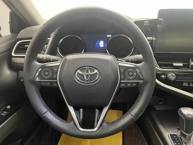 Toyota Camry 2021 — фото 14