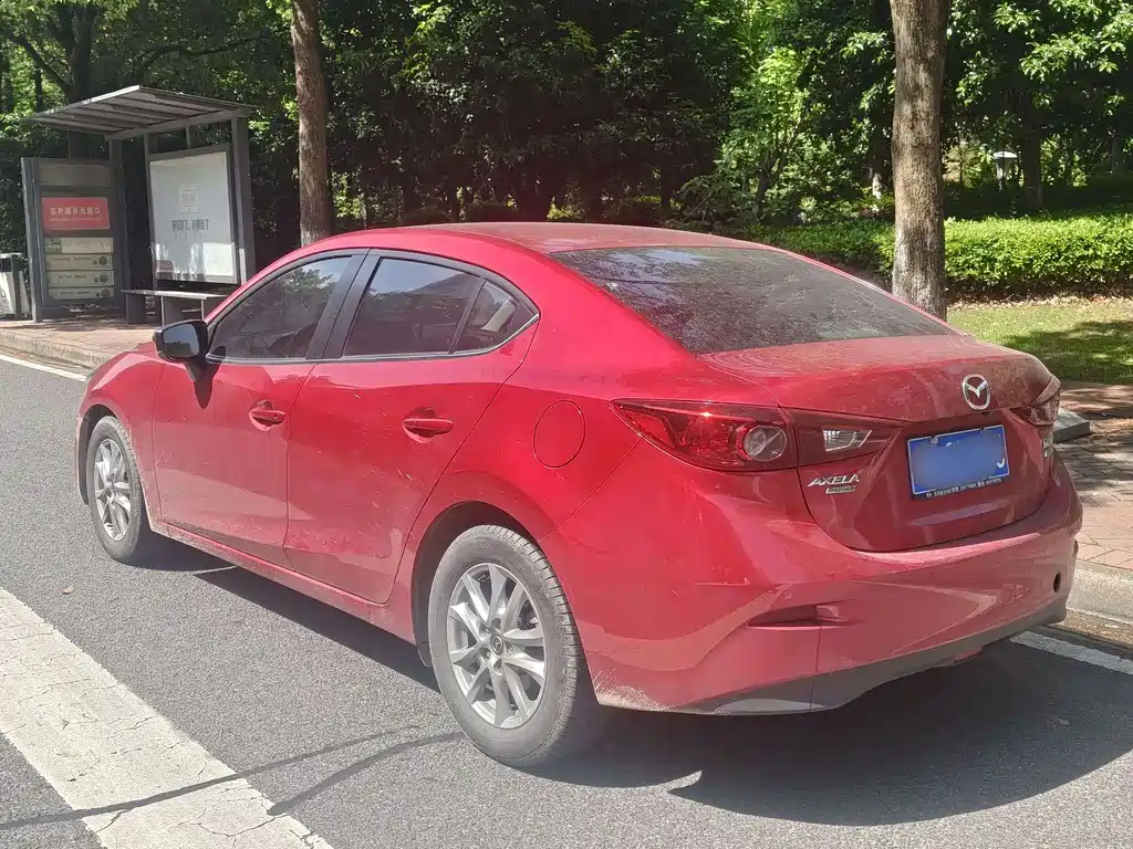 Mazda 3 Axela 2019 — фото 9