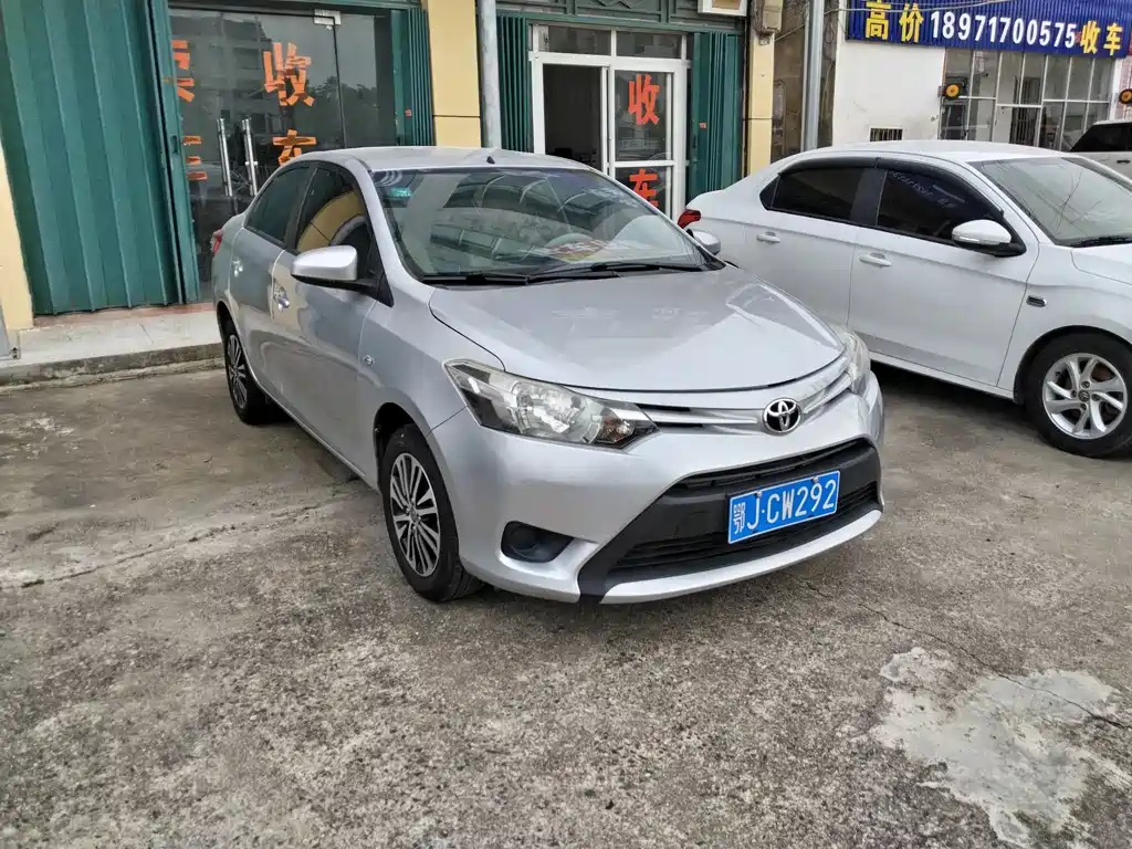 Toyota Vios 2015 — фото 3