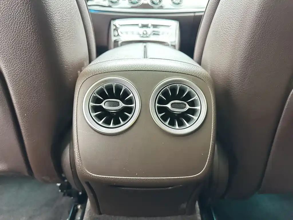 Mercedes-Benz CLS 2020 — фото 20