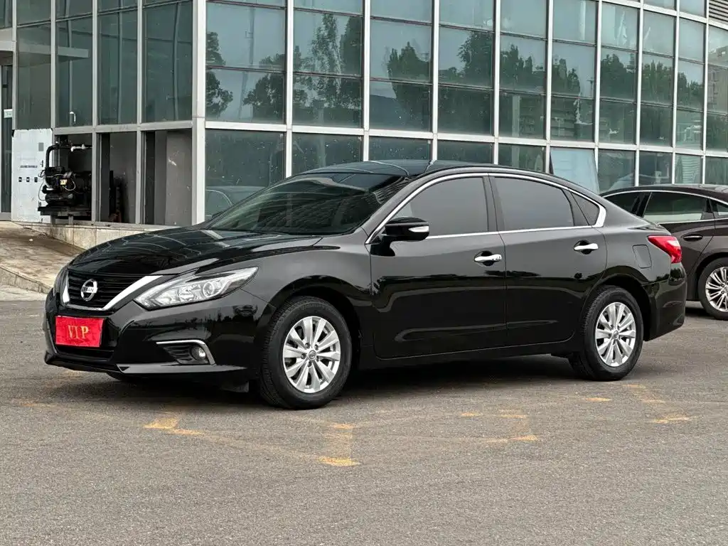 Nissan Teana 2018 — фото 1