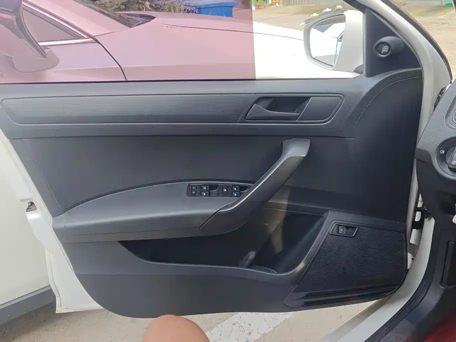Volkswagen Santana 2015