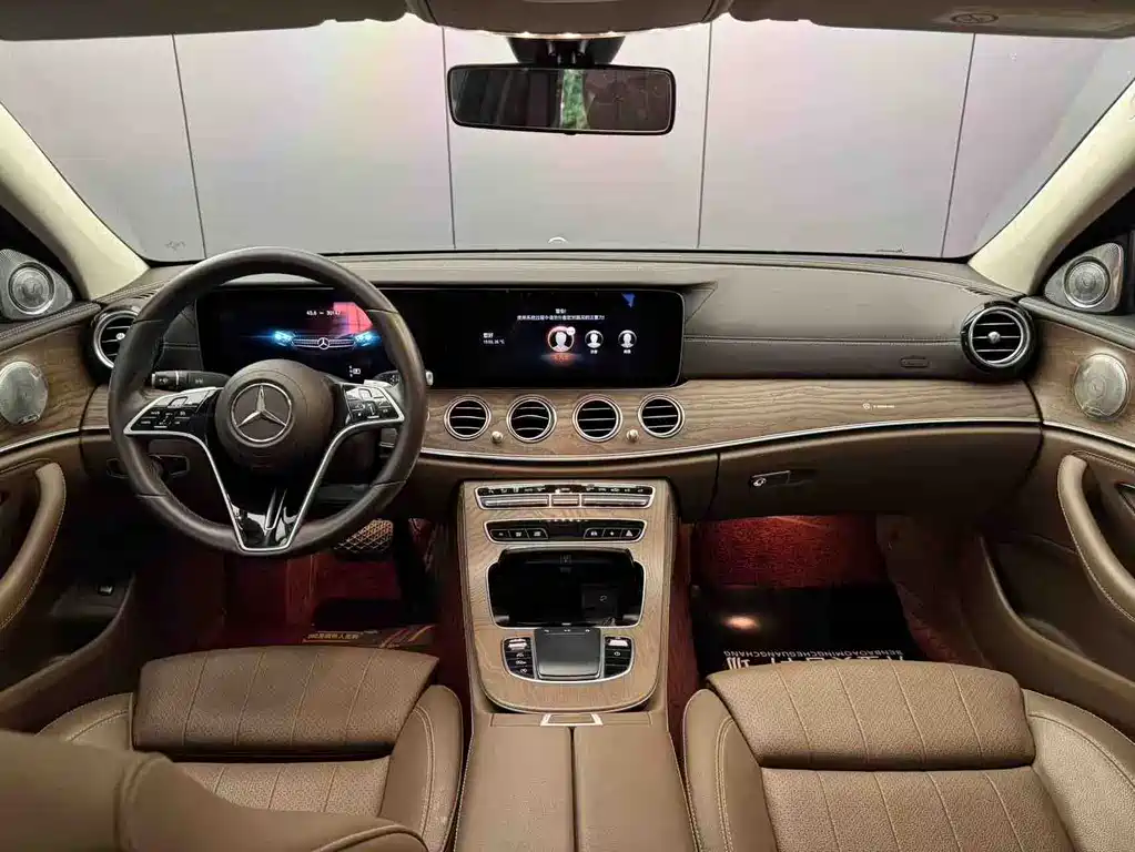 Mercedes-Benz E-Class 2023 — фото 5