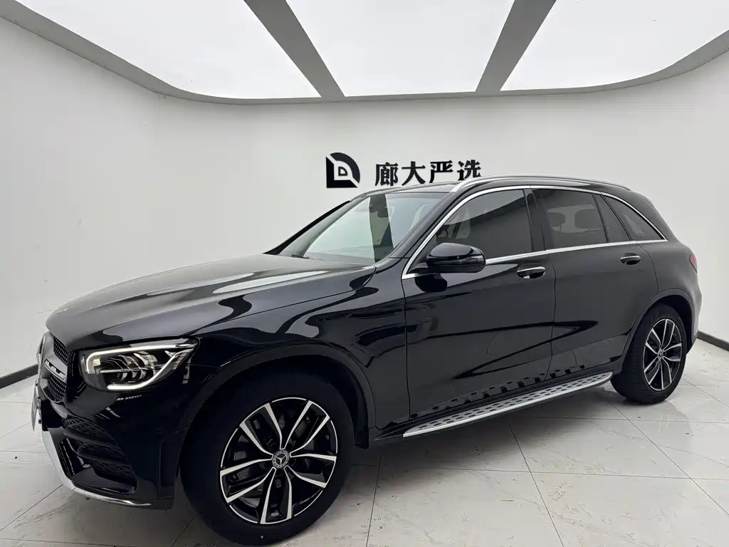 Mercedes-Benz GLC 2021 — фото 1