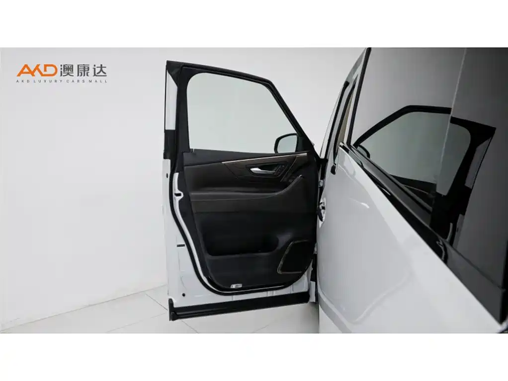 Toyota Alphard 2024 — фото 11