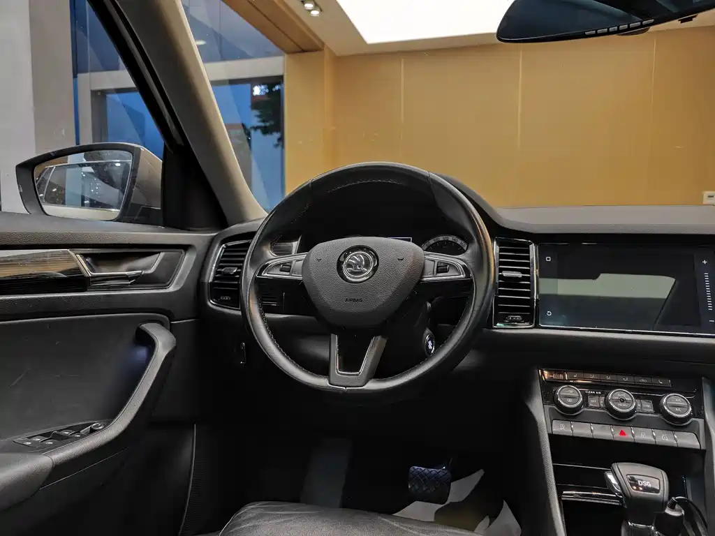 Skoda Kodiaq 2017 — фото 15