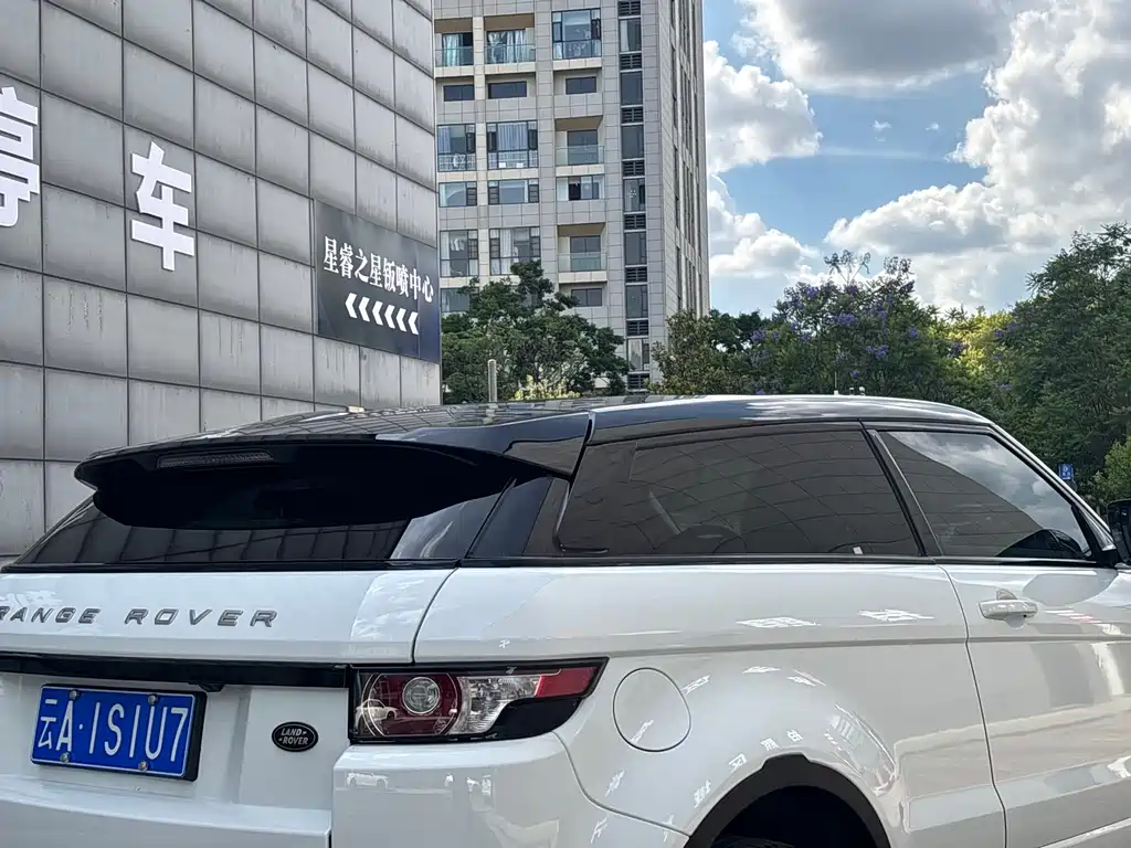 Land Rover Evoque 2014 — фото 9