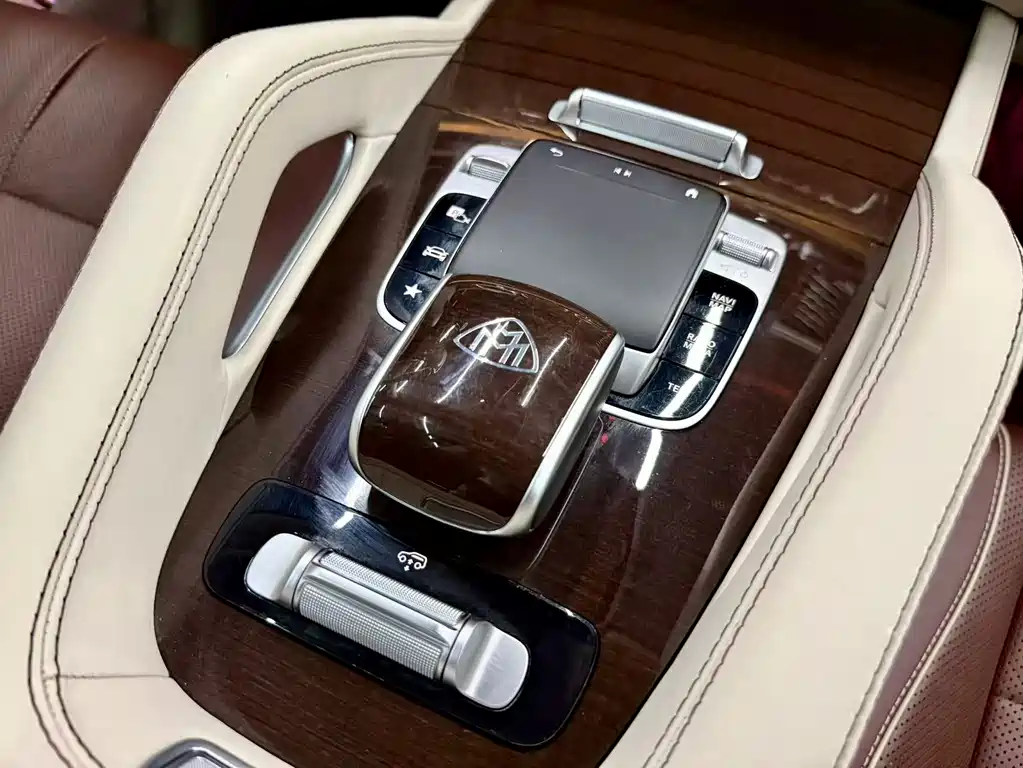 Mercedes-Benz GLS 2022
