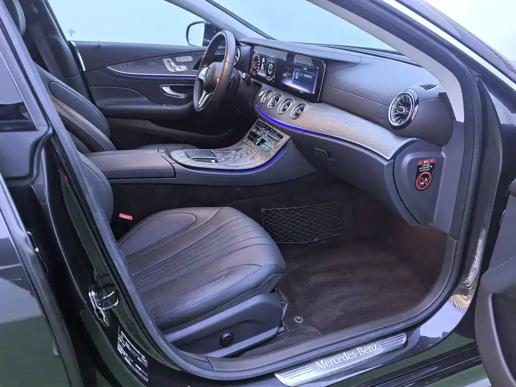 Mercedes-Benz CLS 2020 — фото 14
