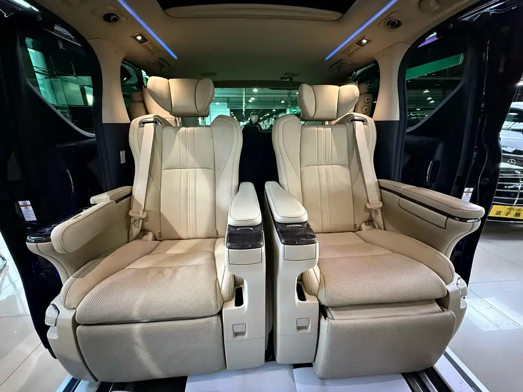Toyota Vellfire 2021 — фото 21