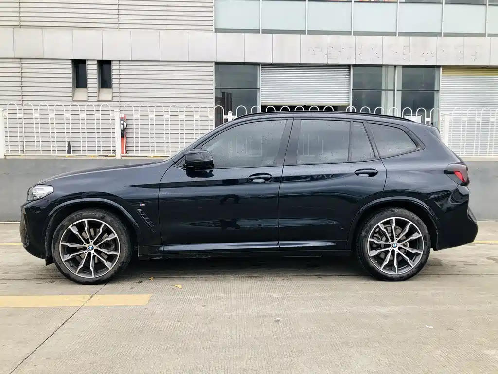 BMW X3 2022 — фото 8