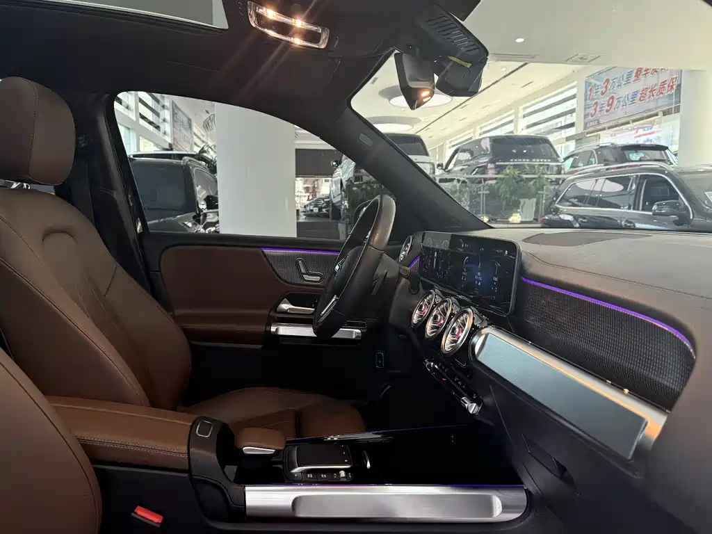 Mercedes-Benz GLB 2020 — фото 12
