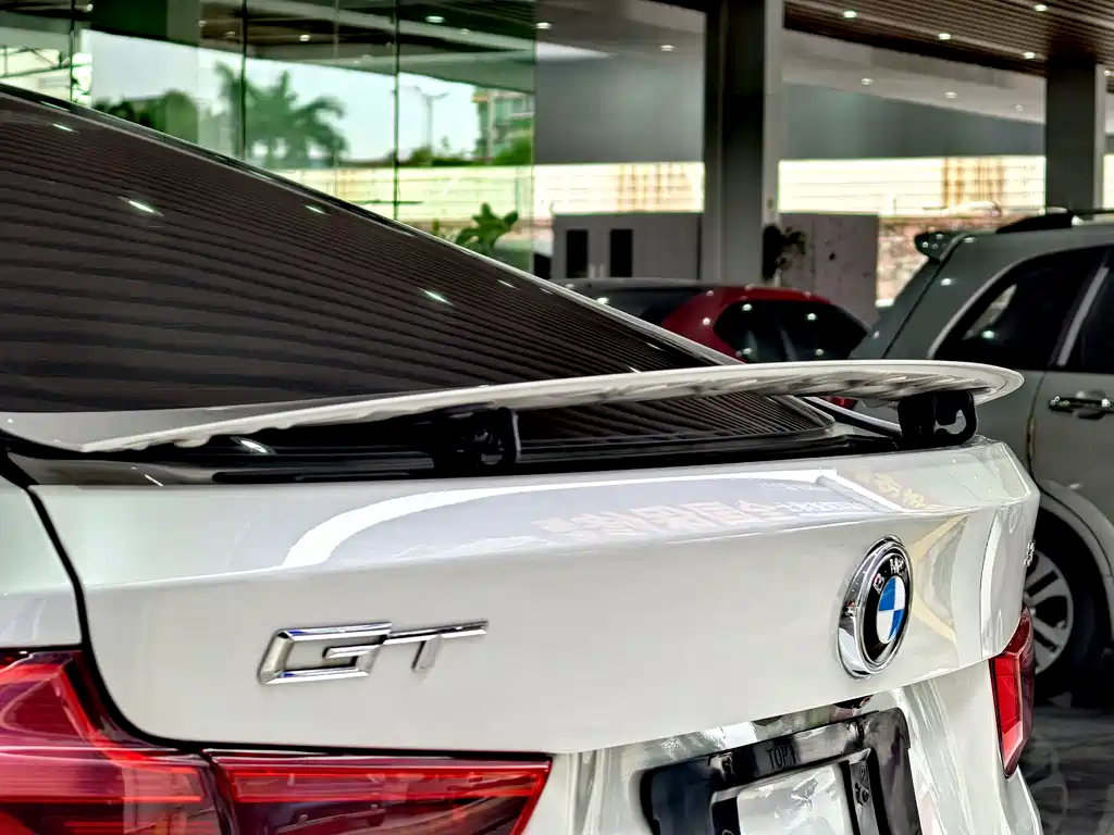 BMW 3 Series GT 2018 — фото 5