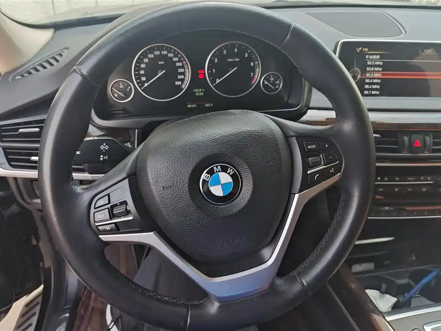 BMW X5 2014 — фото 15