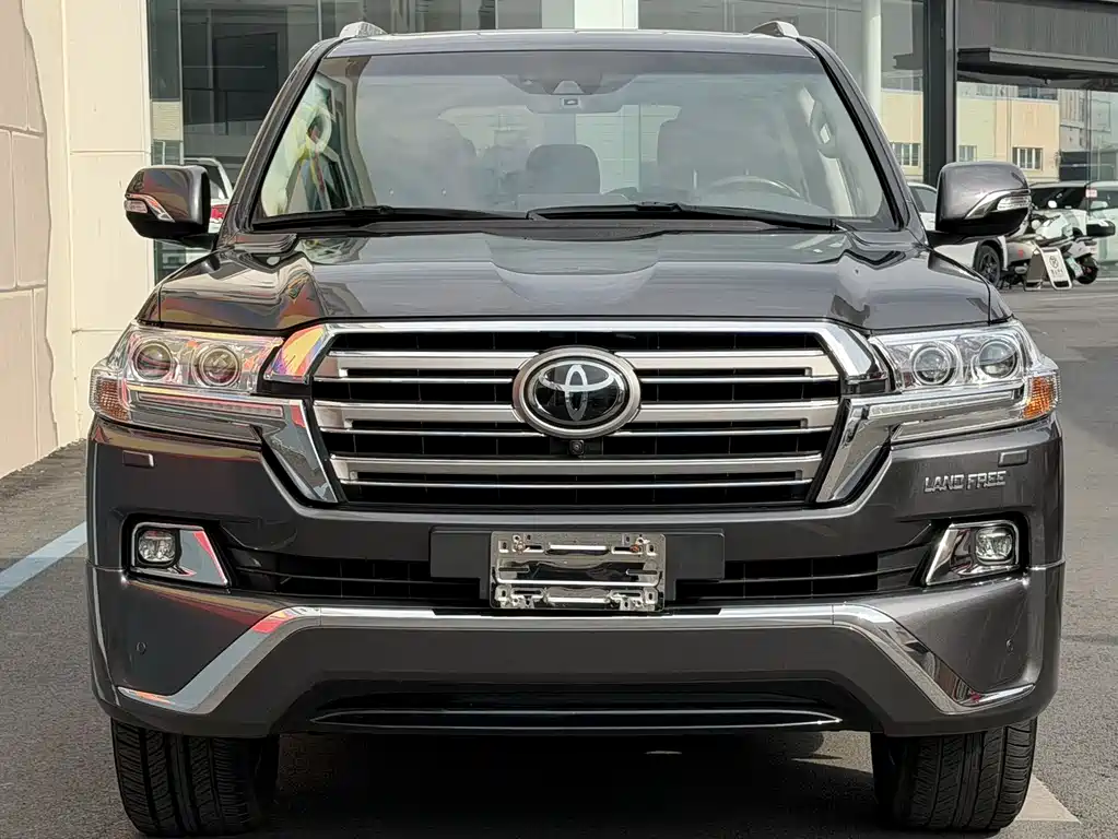 Toyota Land Cruiser 2019 — фото 3