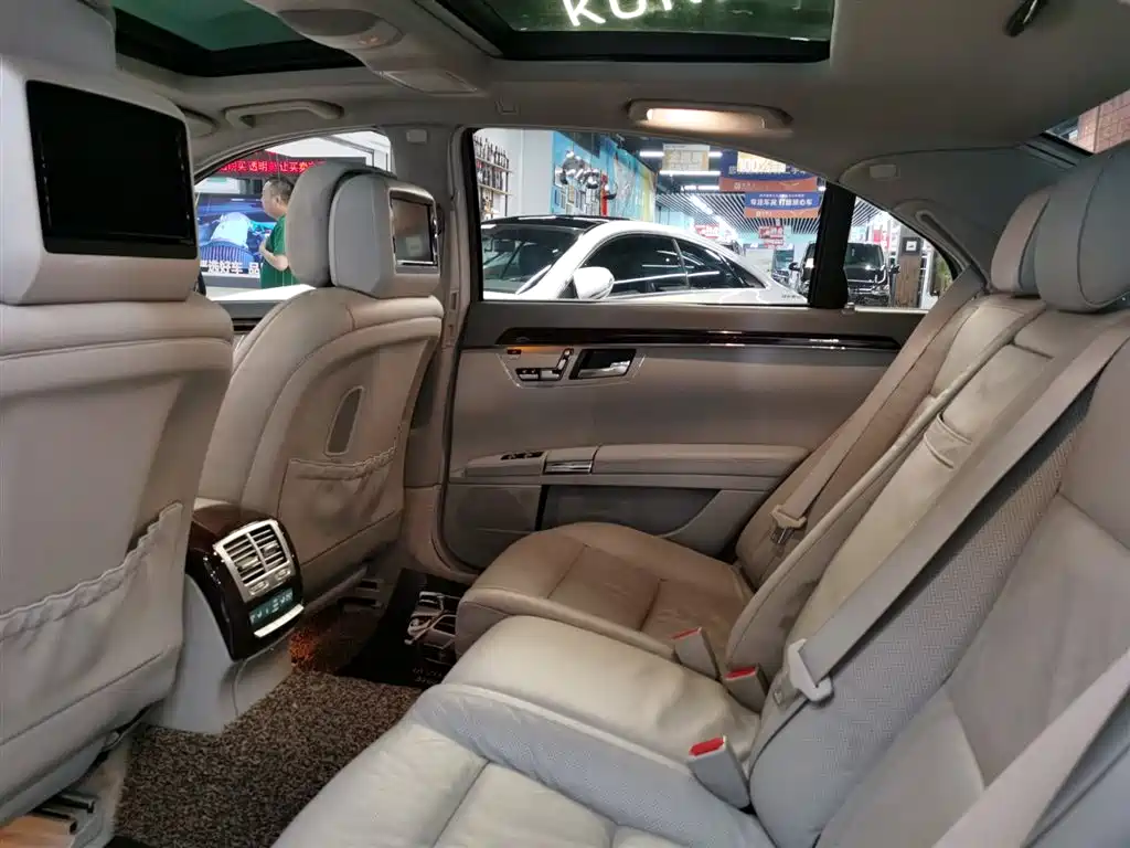 Mercedes-Benz S-Class 2011 — фото 10