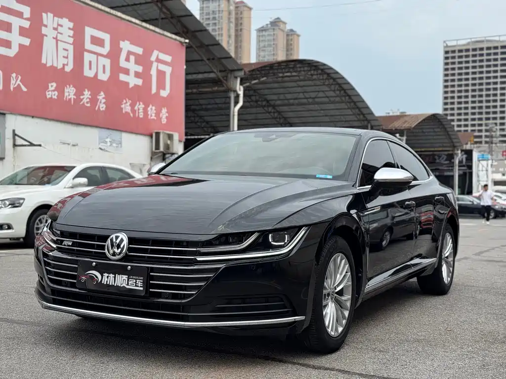 Volkswagen CC 2019 — фото 1