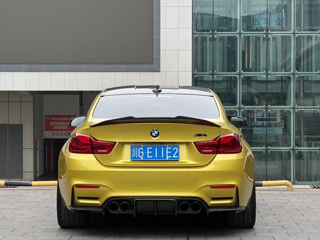 BMW M4 2017 — фото 10