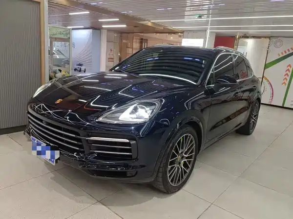 Porsche Cayenne 2022